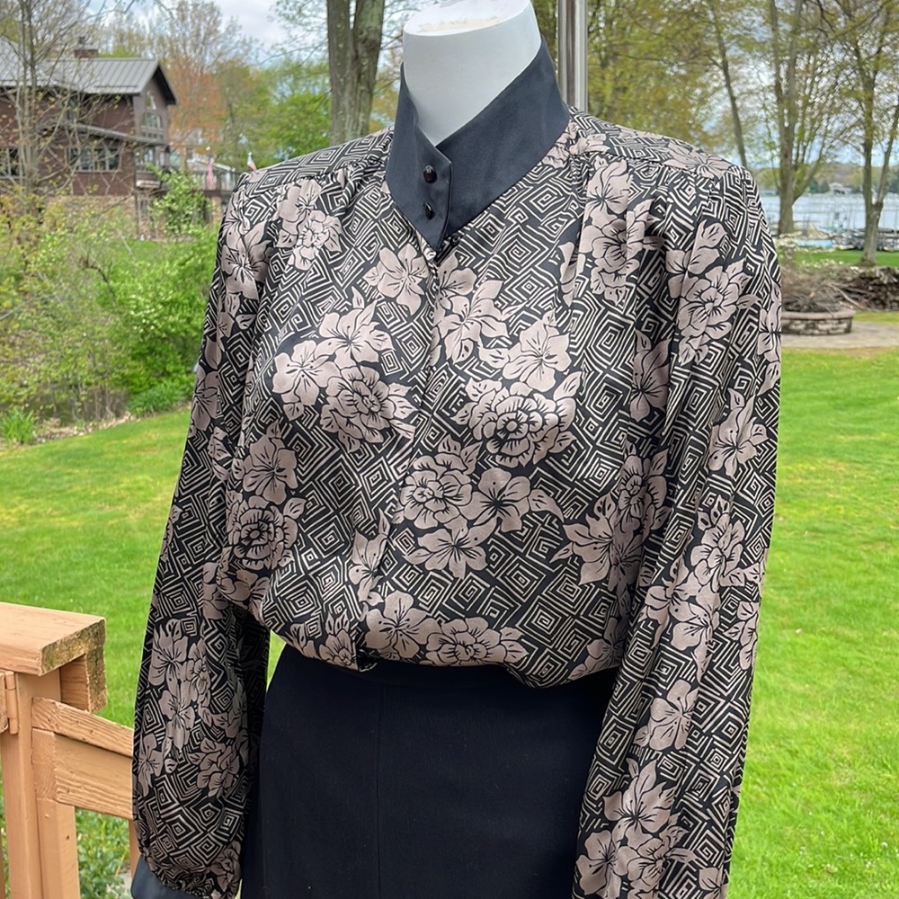 Joan Collins vintage silk blouse 10